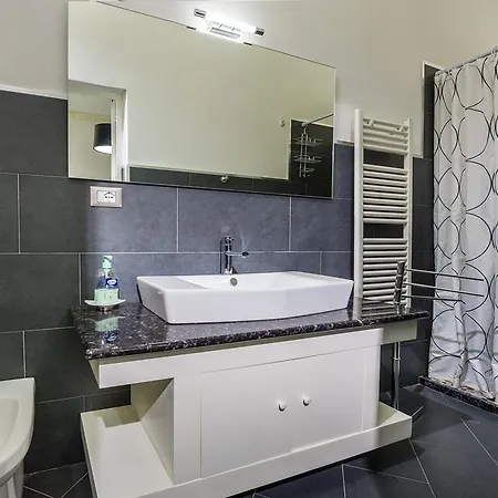 Le Di Katy 卡斯泰拉马莱