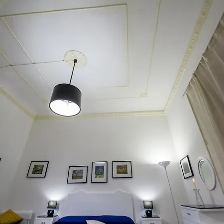 Le Di Katy 卡斯泰拉马莱