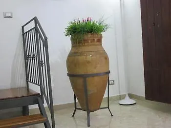 Le Di Katy * 卡斯泰拉马莱