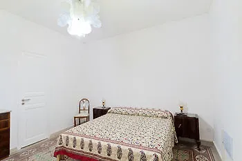 Le Di Katy * 卡斯泰拉马莱